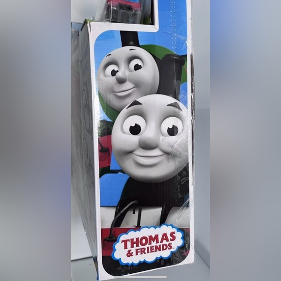 Fisher Price Talking Thomas & Percy Train Set, Motorized Train and Track Set NEW - Picture 4 of 5